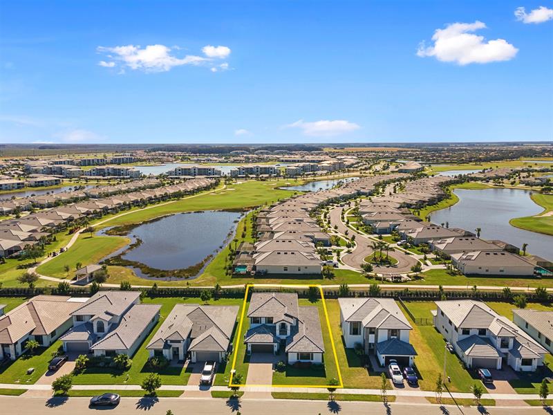 Image 3 of 49 For 5226 Nevola Ave