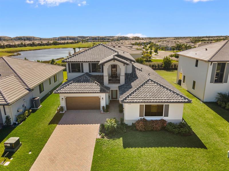 Image 45 of 49 For 5226 Nevola Ave