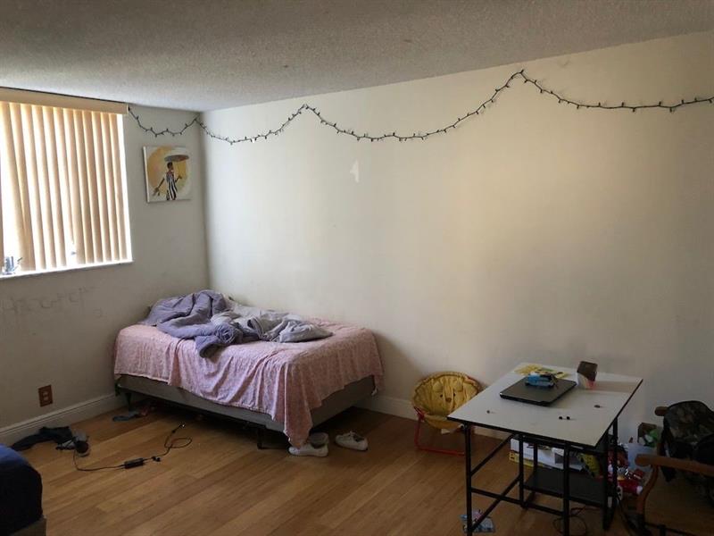 Image 8 of 8 For 406 68th Ave  308