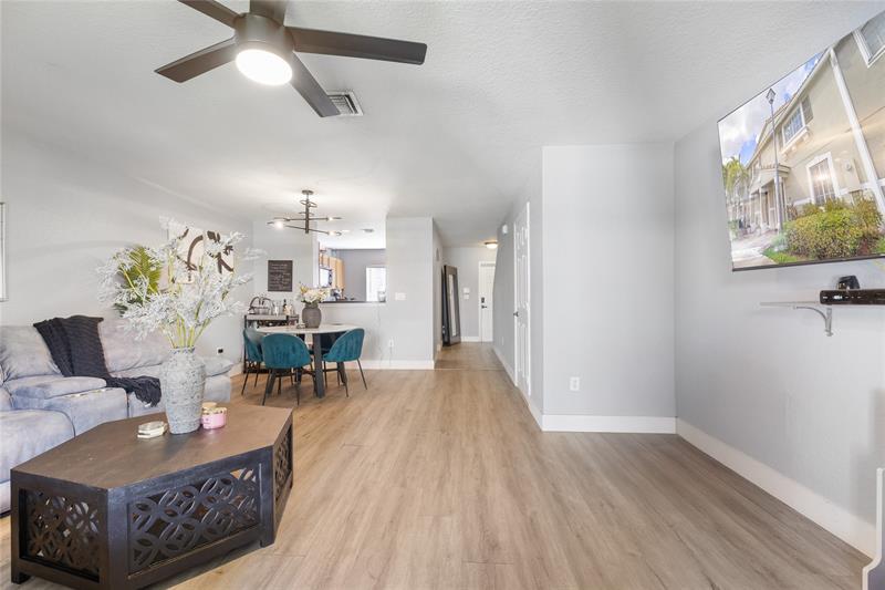 Image 17 of 33 For 5929 Manchester Way