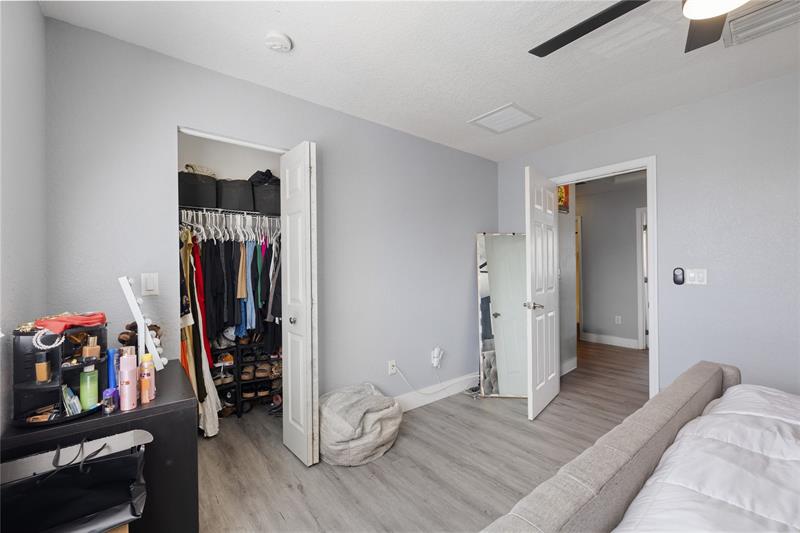 Image 24 of 33 For 5929 Manchester Way