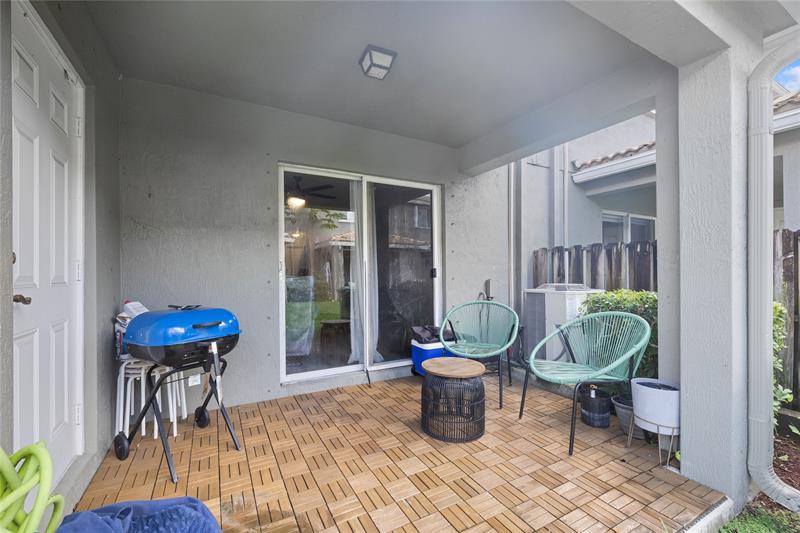 Image 29 of 33 For 5929 Manchester Way