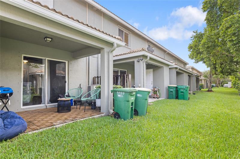 Image 30 of 33 For 5929 Manchester Way