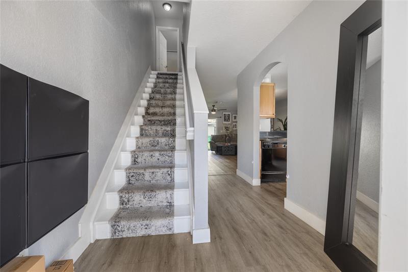 Image 5 of 33 For 5929 Manchester Way