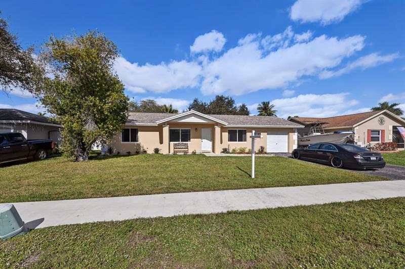 Image 2 of 19 For 12541 10th Ct