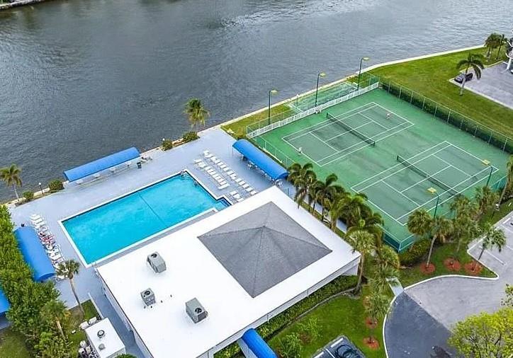 Image 37 of 42 For 600 Parkview Dr  1029