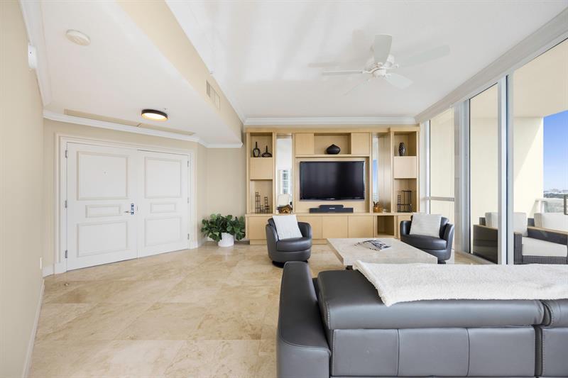 Image 5 of 33 For 111 8th Ave  Ph-1701