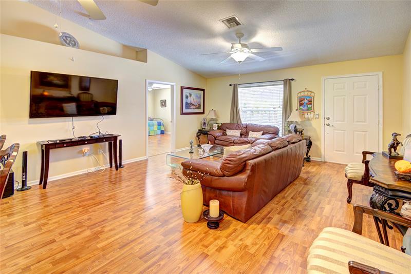 Image 10 of 25 For 114 Sand Pine Way