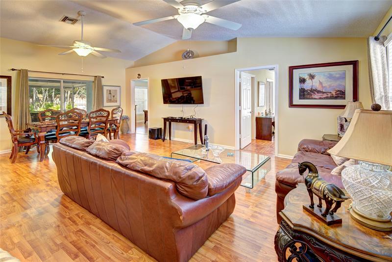 Image 11 of 25 For 114 Sand Pine Way