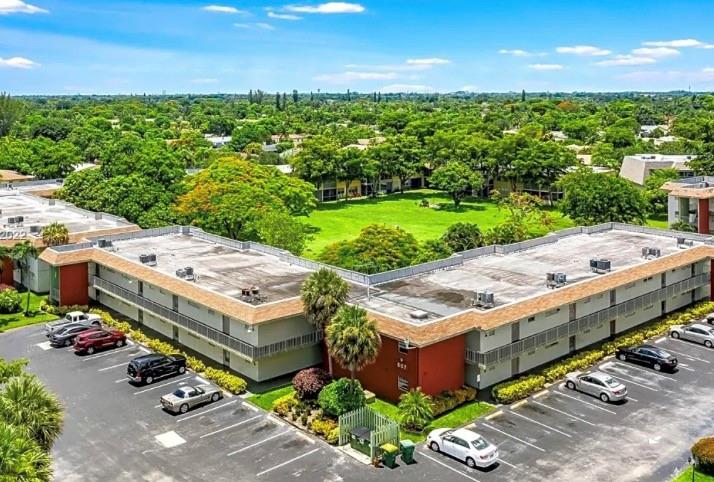 Details for 613 State Road 7  3g, Margate, FL 33068