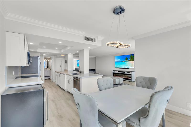 Image 14 of 37 For 1620 Ocean Blvd  5m