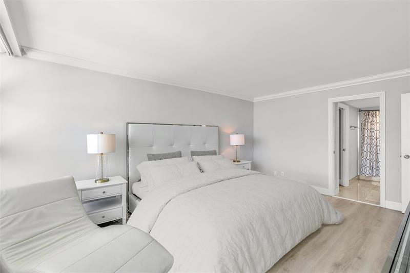 Image 18 of 37 For 1620 Ocean Blvd  5m