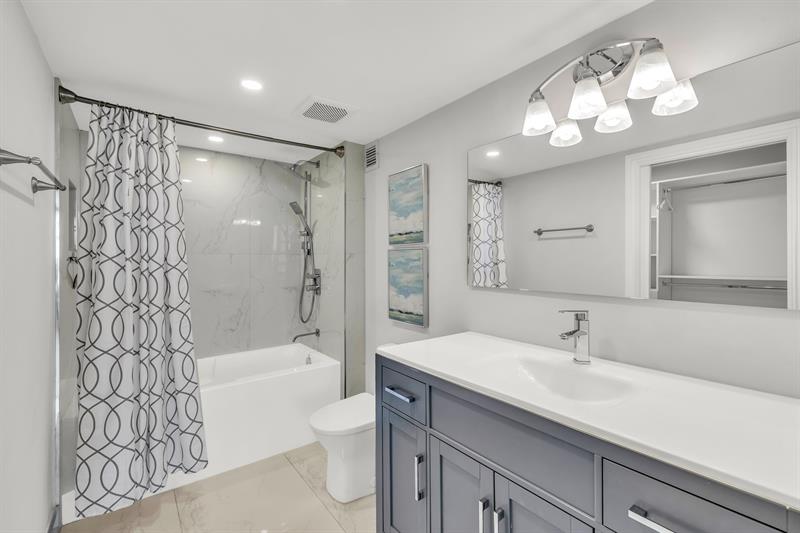 Image 19 of 37 For 1620 Ocean Blvd  5m