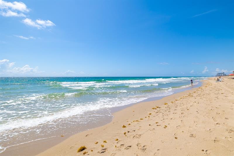 Image 29 of 37 For 1620 Ocean Blvd  5m