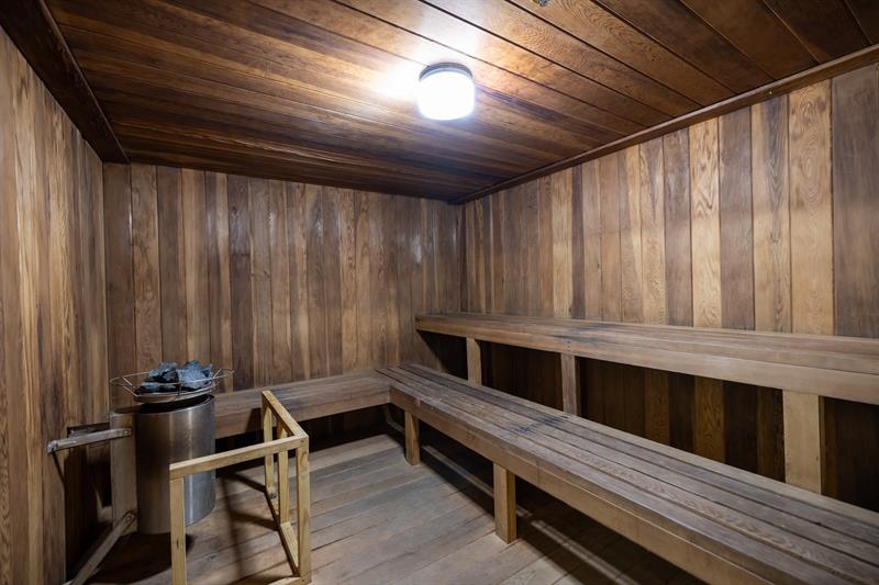 Image 34 of 37 For 1620 Ocean Blvd  5m