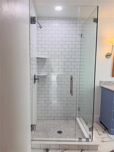 Image 16 of 18 For 27153 Edenbridge Ct