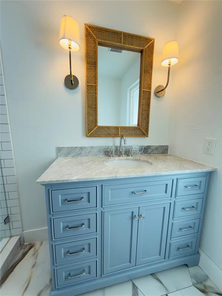 Image 17 of 18 For 27153 Edenbridge Ct