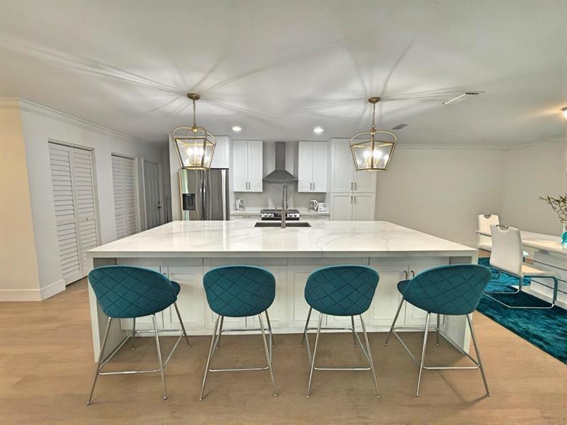 Image 6 of 18 For 27153 Edenbridge Ct