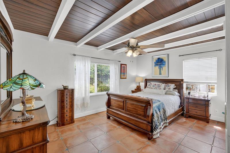 Image 15 of 61 For 1507 18th Ave