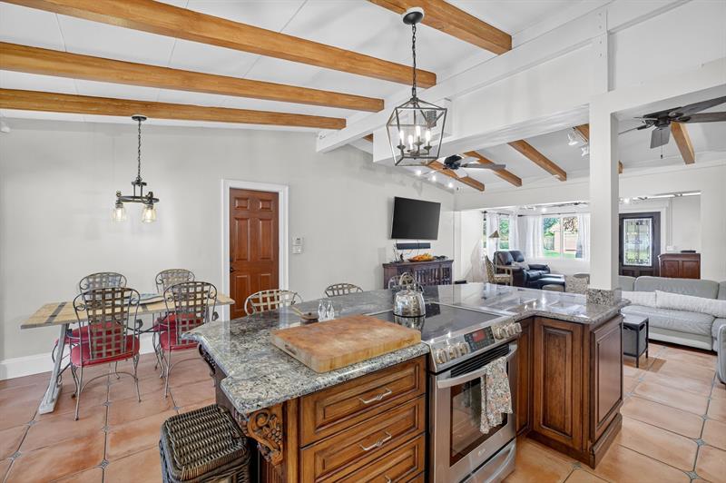 Image 33 of 61 For 1507 18th Ave