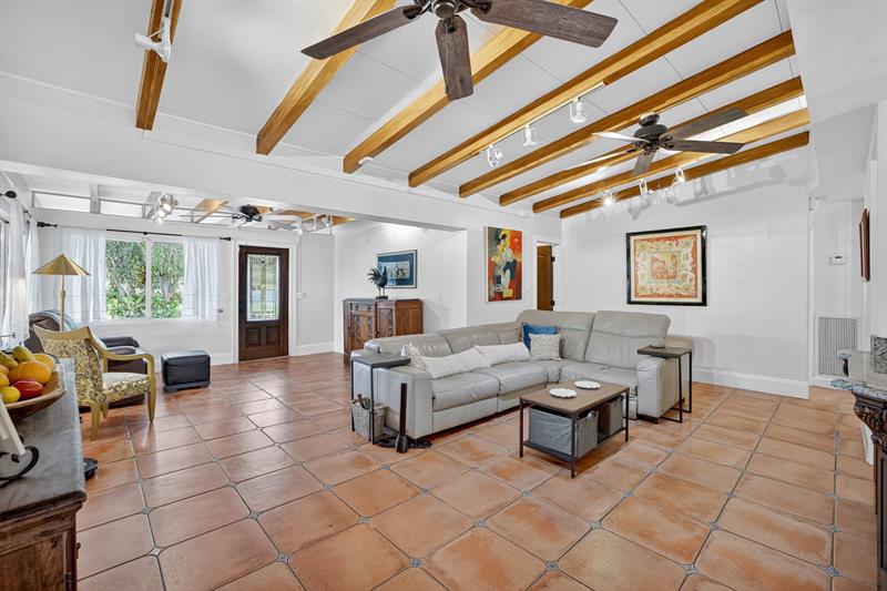 Image 37 of 61 For 1507 18th Ave