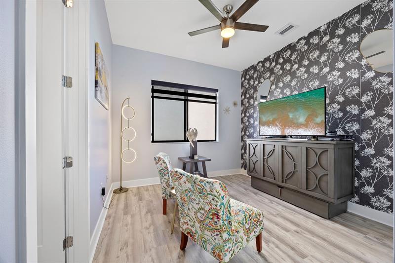 Image 13 of 35 For 5046 Alonza Ave