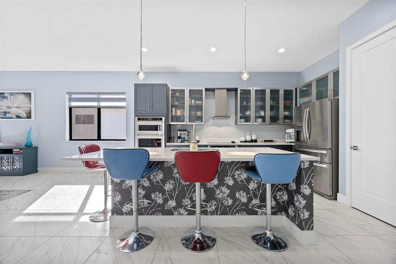 Image 15 of 35 For 5046 Alonza Ave