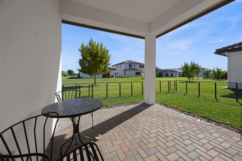 Image 31 of 35 For 5046 Alonza Ave