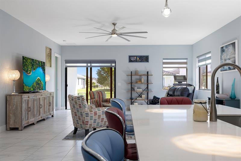 Image 33 of 35 For 5046 Alonza Ave