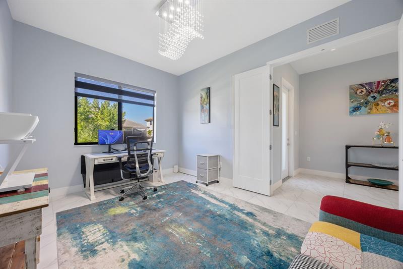 Image 7 of 35 For 5046 Alonza Ave