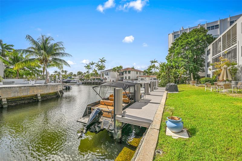 Image 35 of 37 For 1790 Las Olas Blvd  25