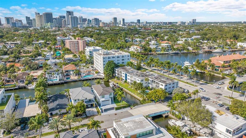 Image 5 of 37 For 1790 Las Olas Blvd  25