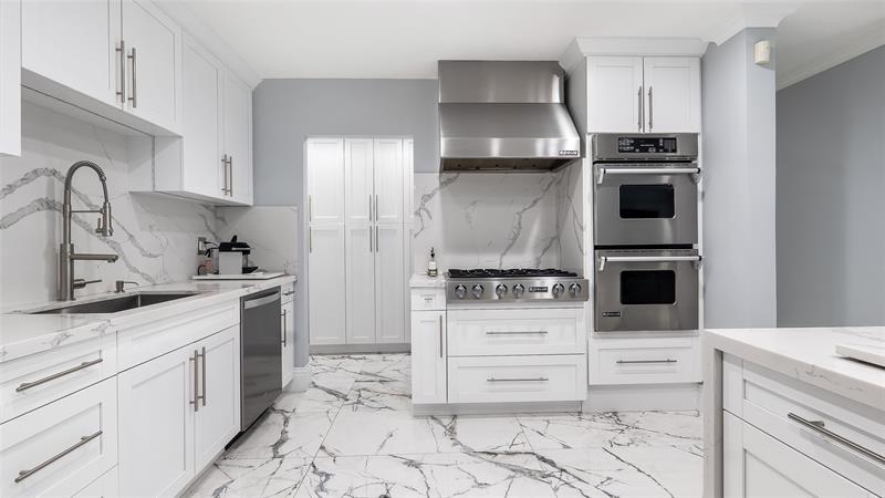 Image 11 of 36 For 1700 5th Ct  