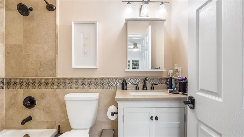 Image 17 of 36 For 1700 5th Ct  