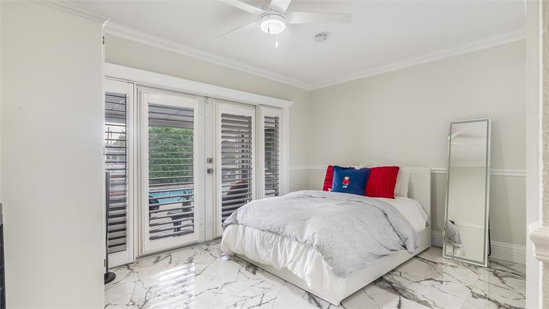 Image 23 of 36 For 1700 5th Ct  