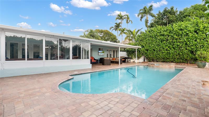 Image 30 of 36 For 1700 5th Ct  