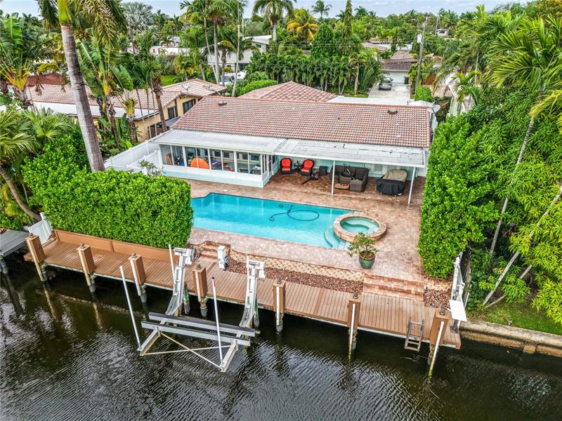 Image 4 of 36 For 1700 5th Ct  