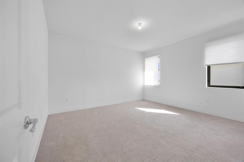 Image 31 of 46 For 5032 Frattina St