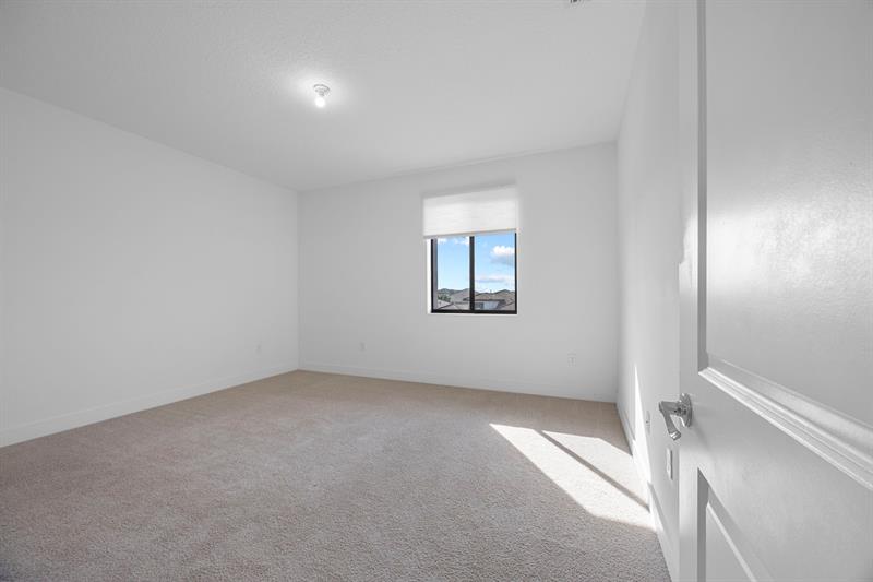 Image 39 of 46 For 5032 Frattina St