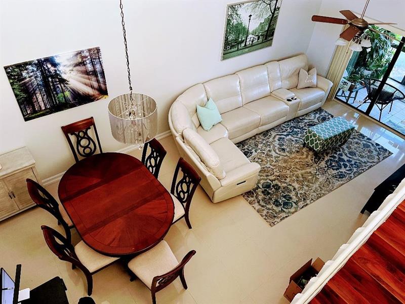 Image 3 of 7 For 8471 78th Ct 8471