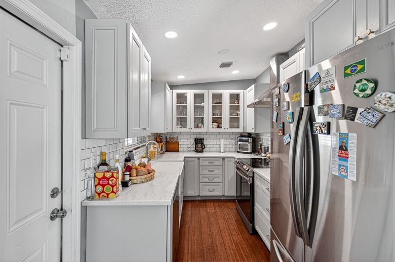 Image 14 of 58 For 300 25th Ave