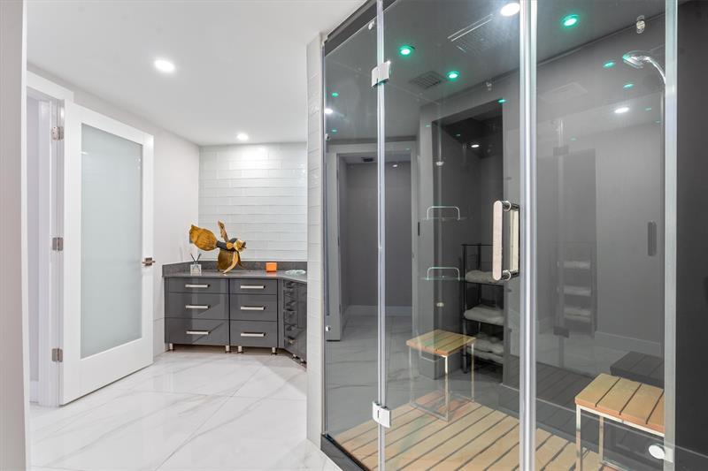 Image 31 of 58 For 3100 Ocean Boulevard  105n