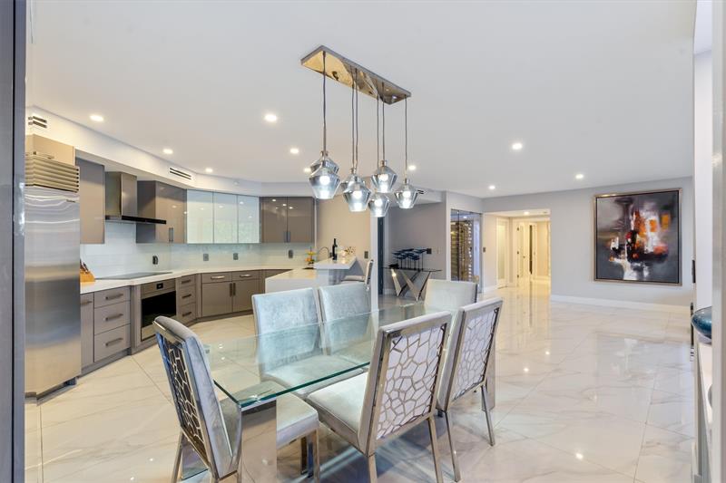 Image 7 of 58 For 3100 Ocean Boulevard  105n