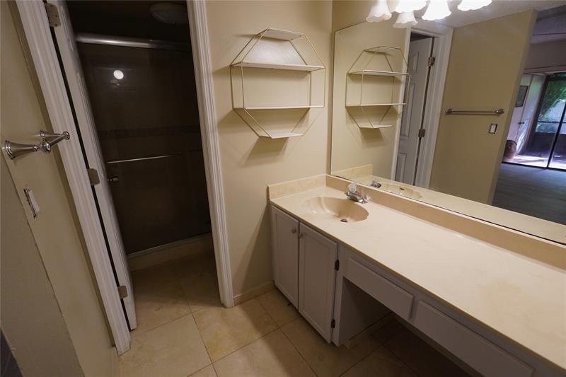 Image 13 of 18 For 11521 10th St