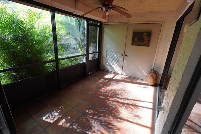 Image 16 of 18 For 11521 10th St