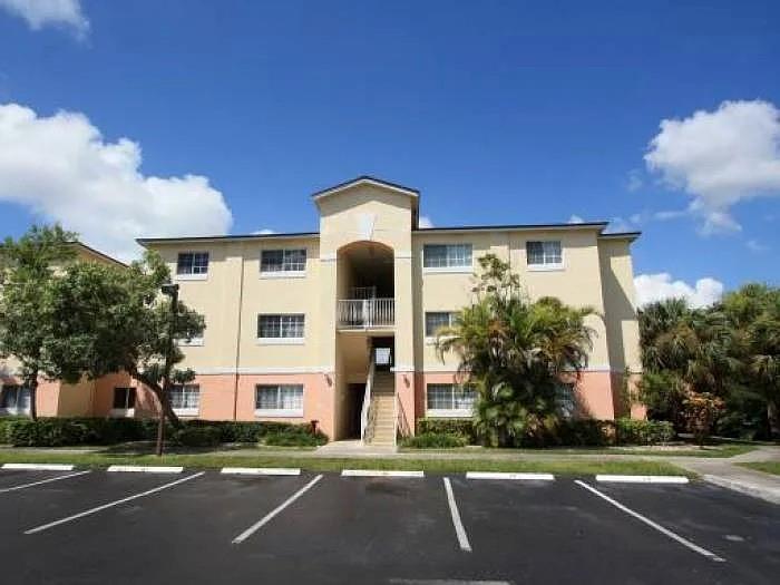 Details for 3610 56th Ave  226, Hollywood, FL 33021