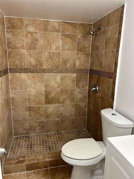 Image 17 of 17 For 3610 56th Ave  226