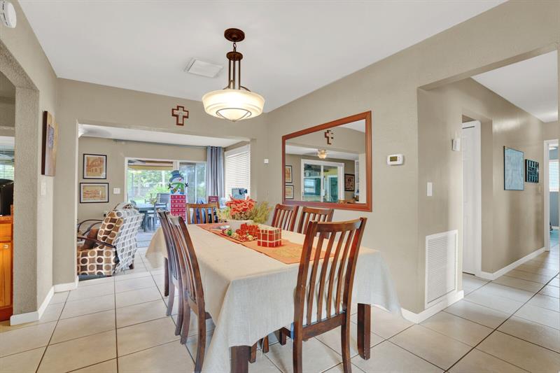 Image 12 of 49 For 3159 Riddle Rd