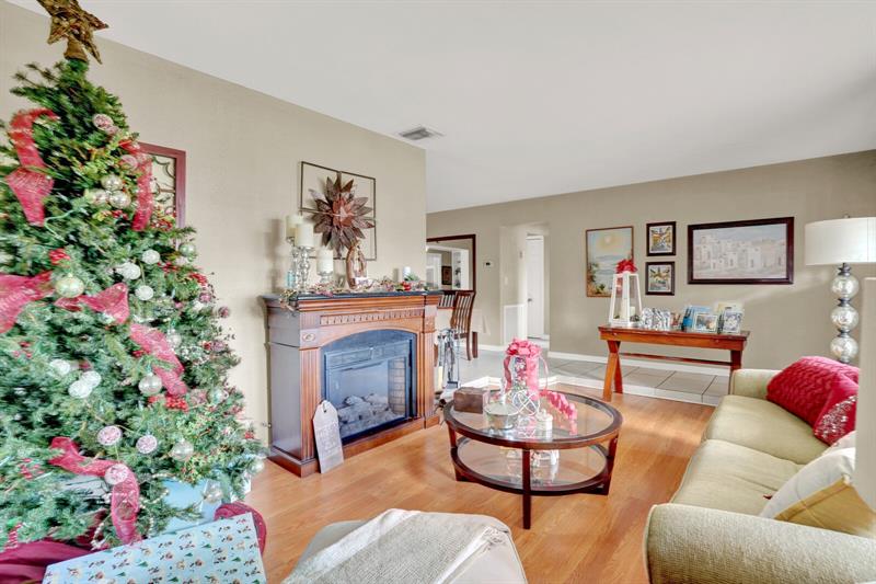 Image 15 of 49 For 3159 Riddle Rd