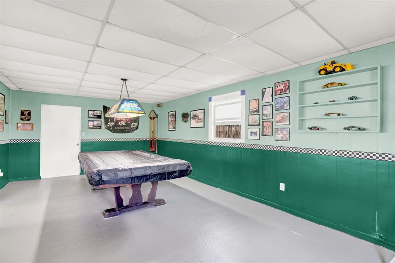 Image 17 of 49 For 3159 Riddle Rd